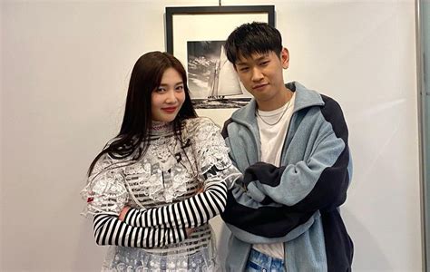joy singer boyfriend.